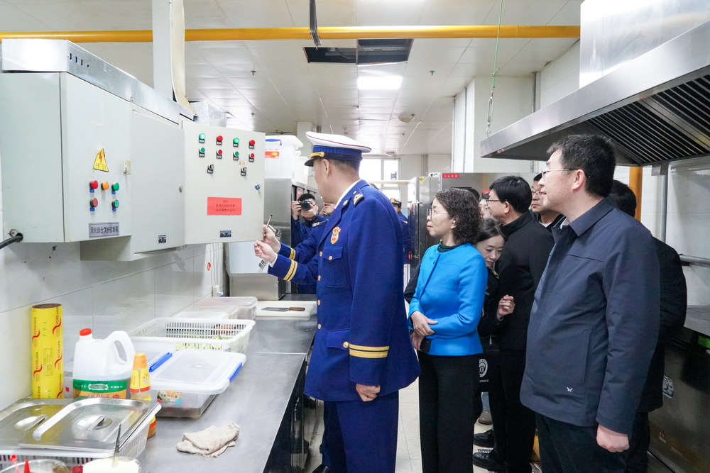 1710155665441045312.jpg 04_调整大小.jpg